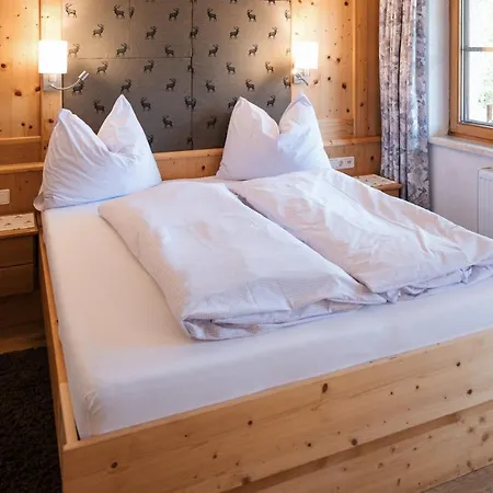 Bed & Breakfast Landhaus Gemsenblick 3*